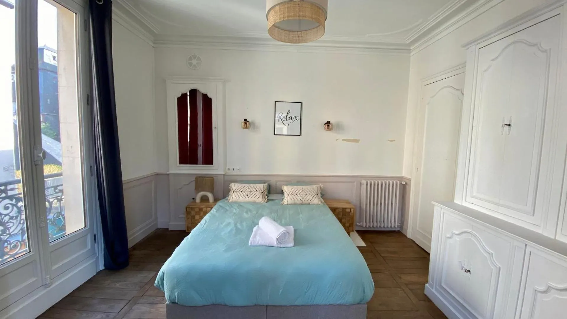 Spacieux Pour 10 Personnes Au Coeur De Rennes 0*,  France